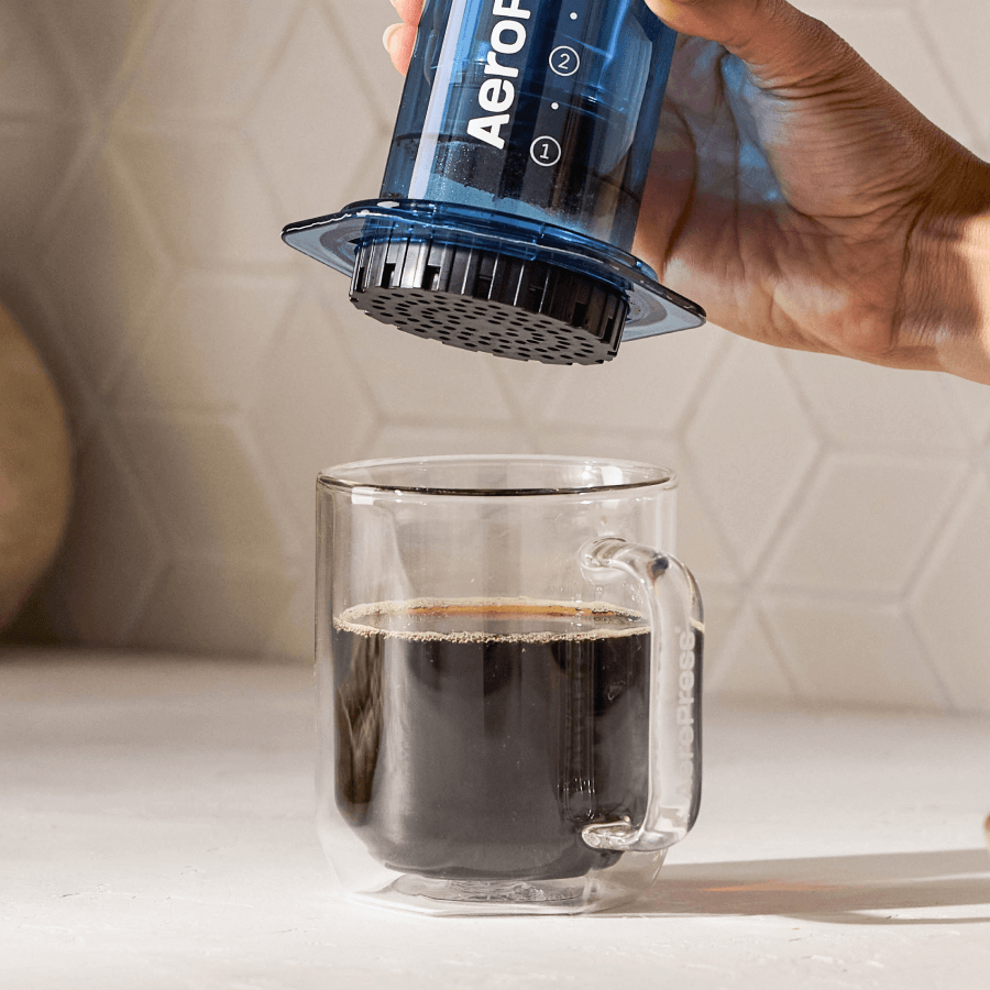AeroPress Coffee Maker - Clear & Colors - Image 20